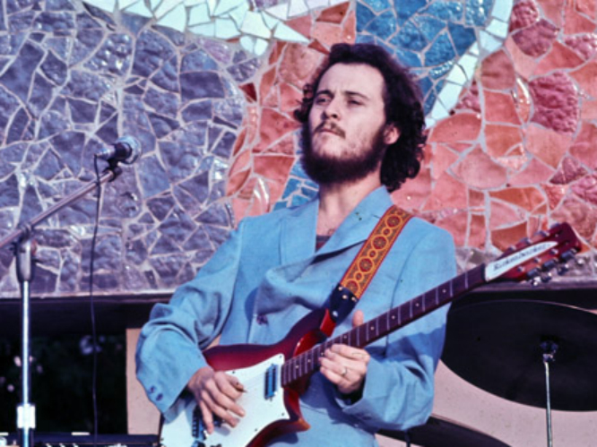 In 1971, first Fleetwood Mac guitarist Jeremy Spencer randomly disappeared before a show that the band was set to play in LA. After being gone for days, it turned out he joined a Children of God cult and refused to rejoin the band.